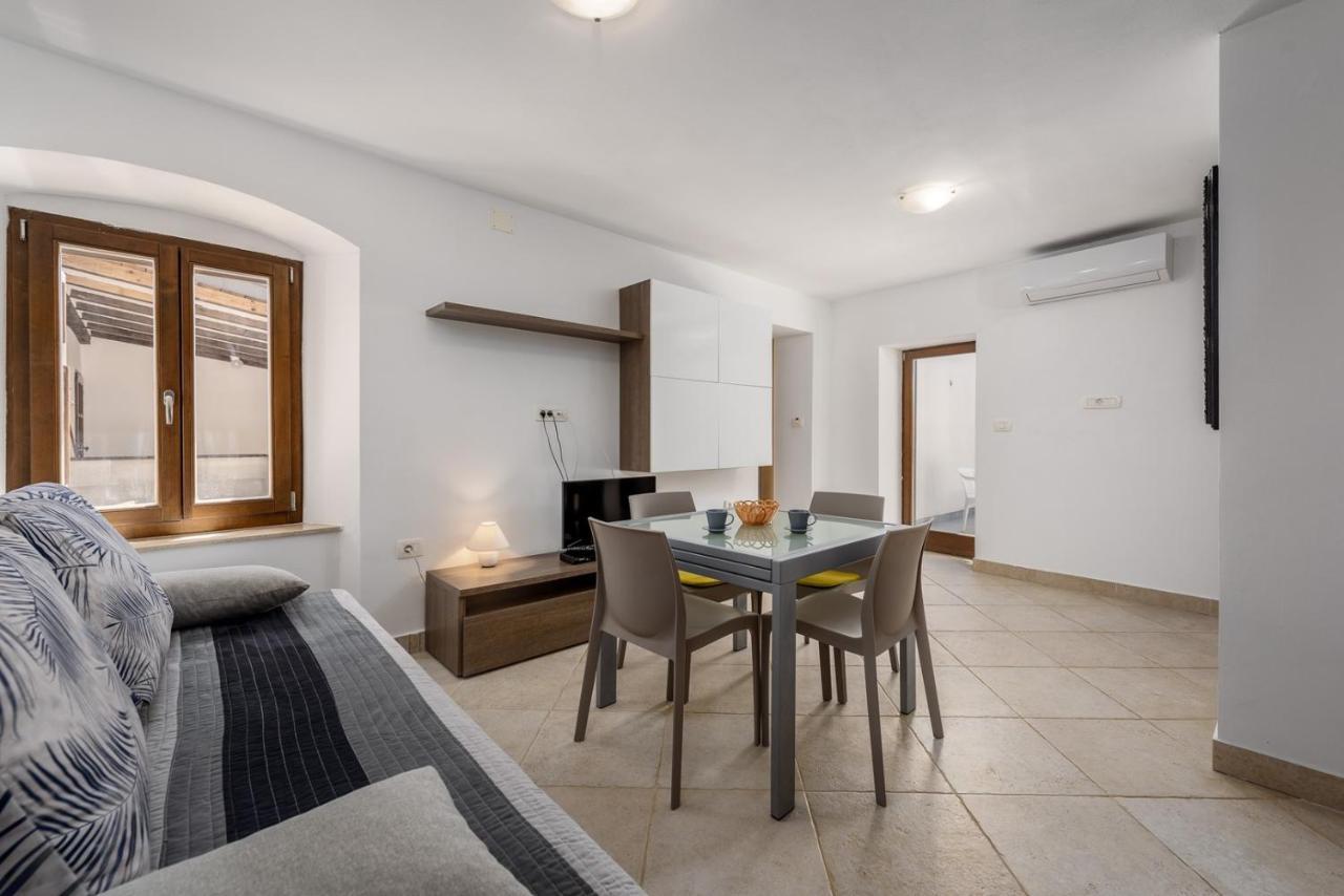 Apartment Dante *