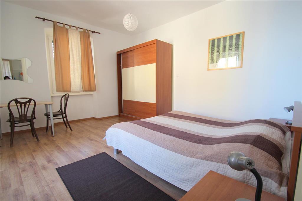 Dante Apartment